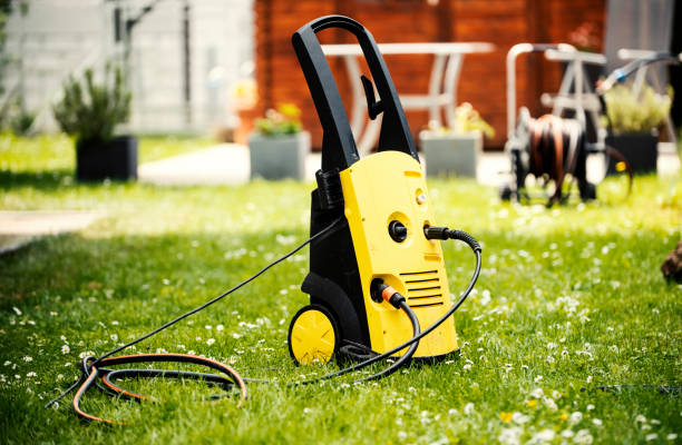 Animal Enclosure Cleaning in Lynchburg, OH